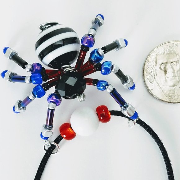 Halloween Spider Necklace, Spooky, Beaded Jewelry, Costume Accessory, Goth Style - Picture 1 of 7